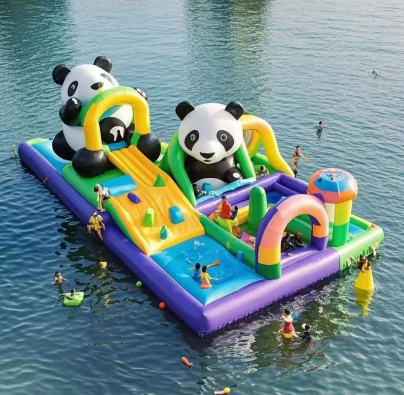 Casa de salto comercial Castelo inflável para crianças Parque aquático Jogo Panda Slide aquático